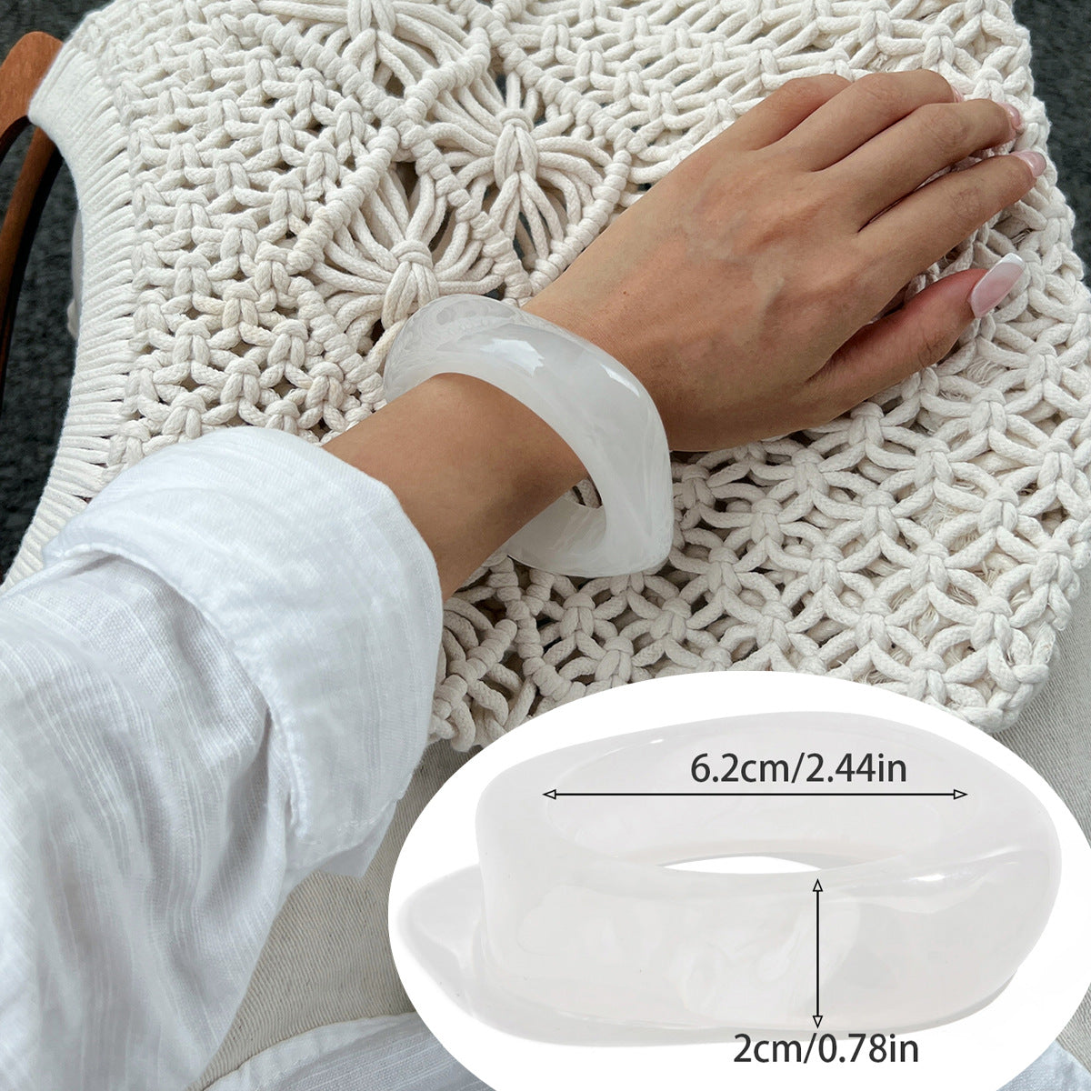 Aloni Marbled Acrylic Bracelet - White [Z6FUTAXC]