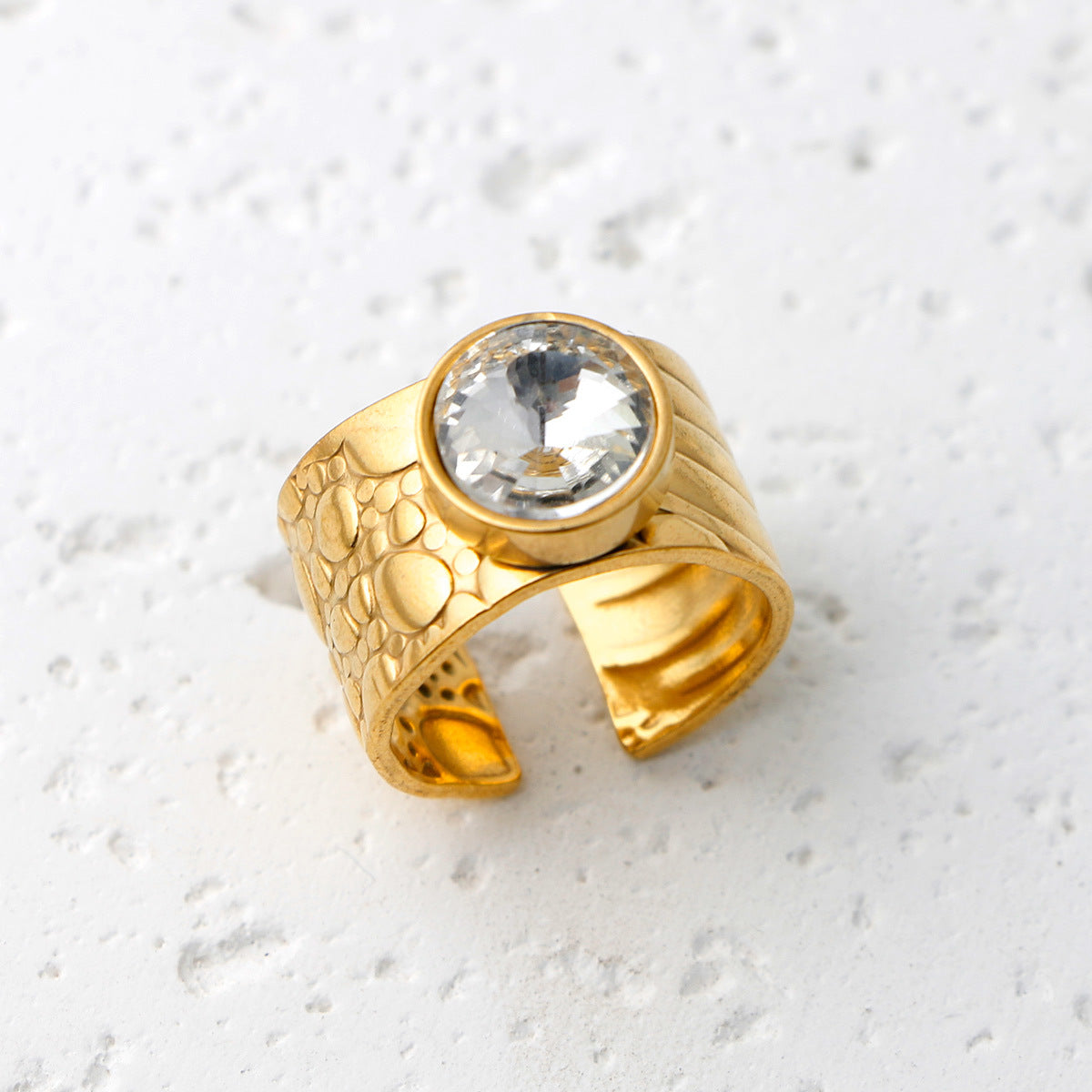 Thais Gold Statement Open Ring - Gold (Style 3) [4KHTW2WA]