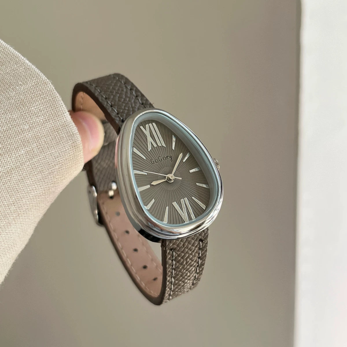 Vintage Snake Head Bracelet Watch - Elephant Grey (Leather Snake Head) [ESMNRD8I]