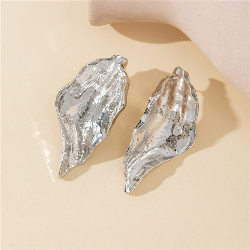 Emina Gilded Leaf Earrings - Silver [XVKUXRS6]