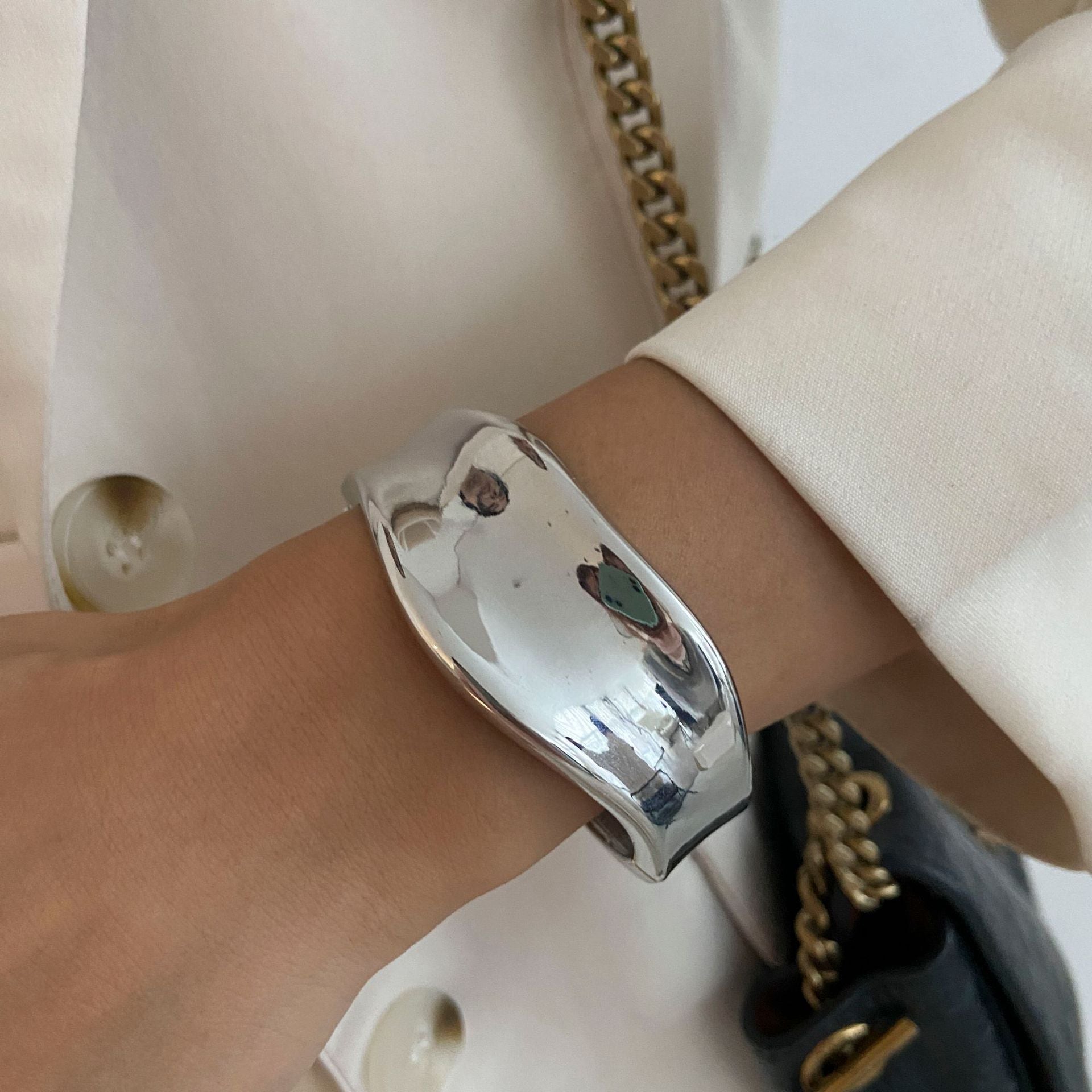 Berkleigh Chunky Marbled Bangle - White [49CP0JUM]