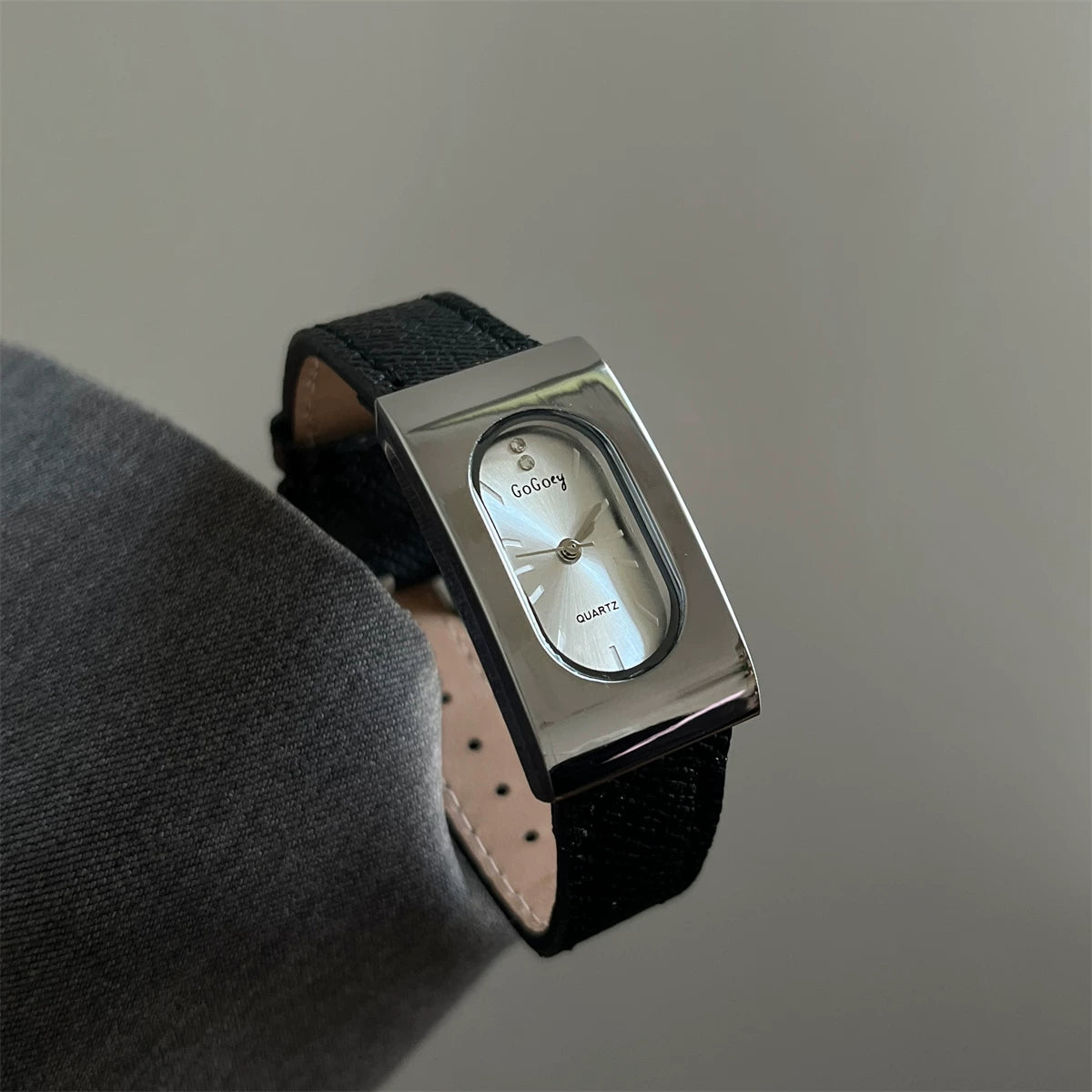 Vintage Square Leather Watch - Black Strap Silver Case White Face (Steel) [4JHUYRK3]