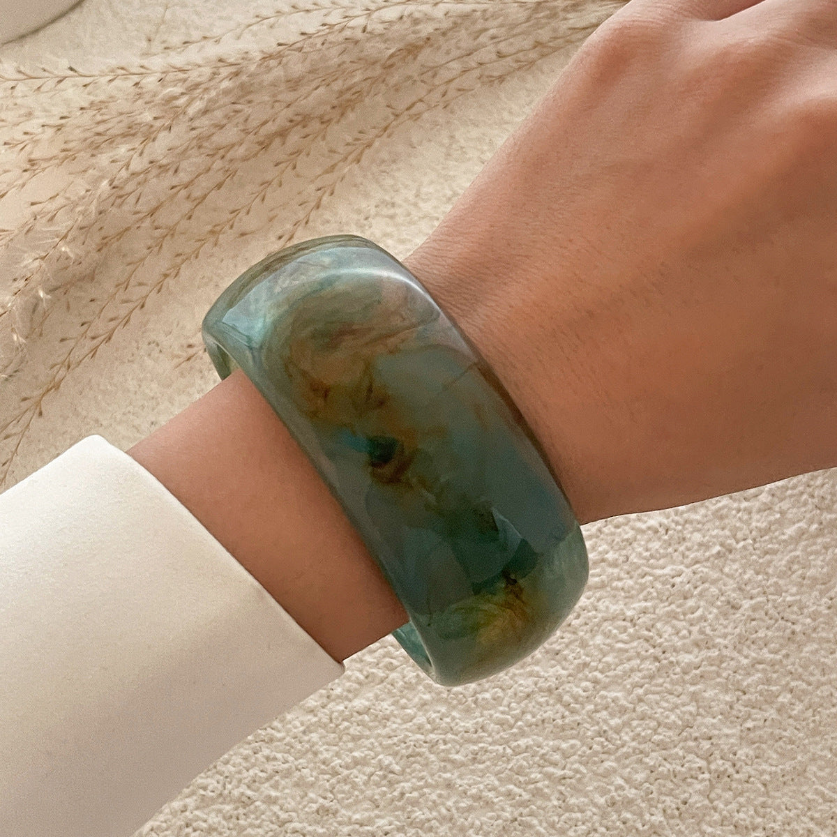 Adira Swirl Resin Bracelet - Blue [RIWAKHFX]