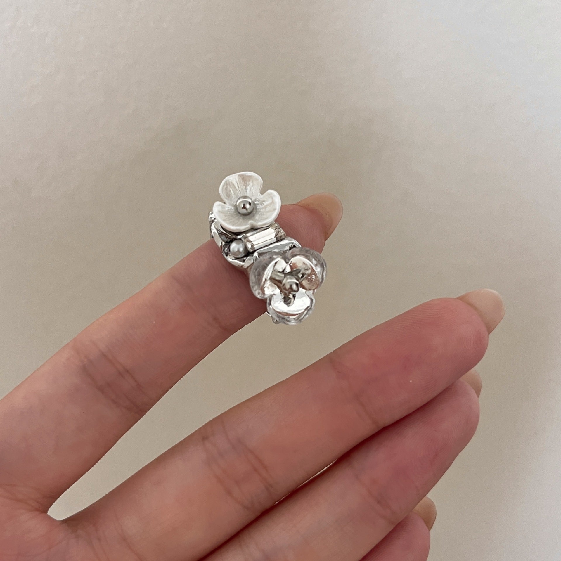 Evyn Pearl Bloom Ring - C [6CKVRGIB]