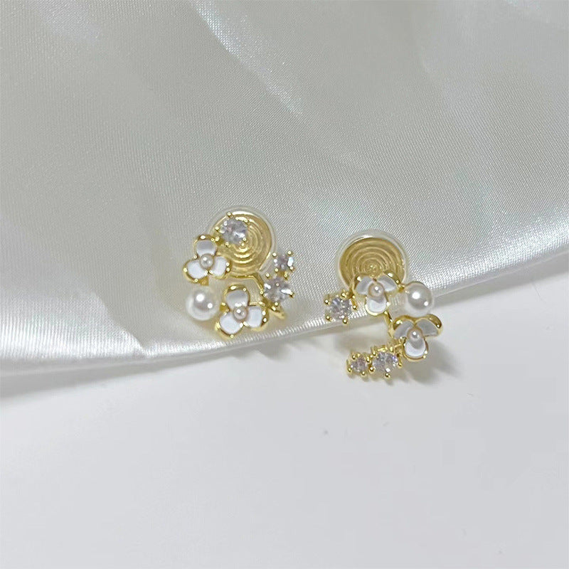 Harlan Camellia Pearl Earrings - Ear Clip Style [ES4IURQO]