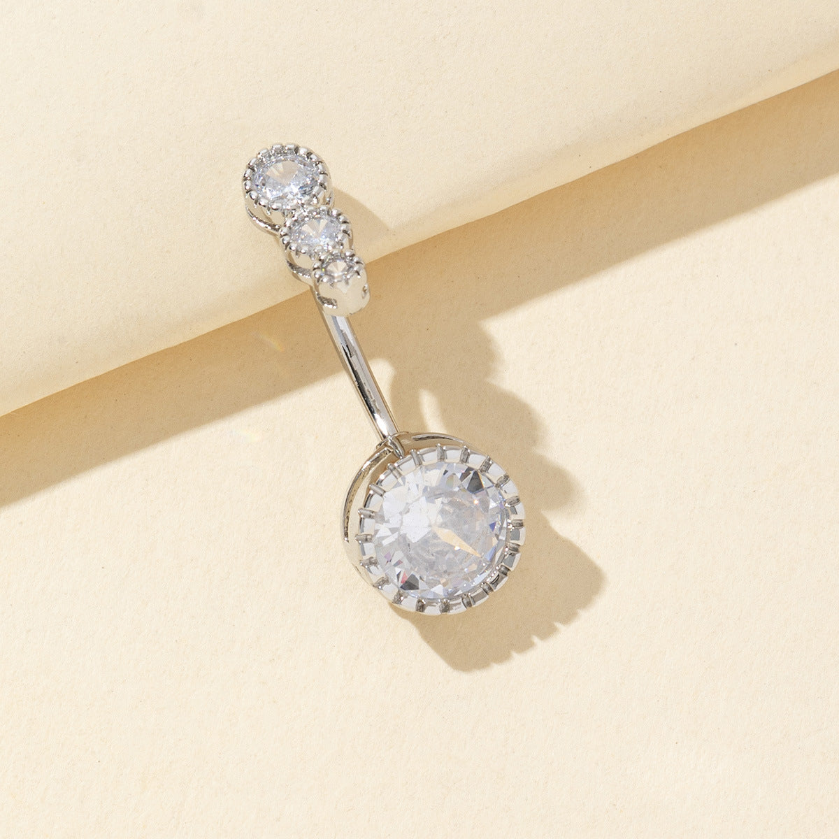 Mckinleigh Dazzling Heart Navel Ring - Silver [45G2DYJZ]