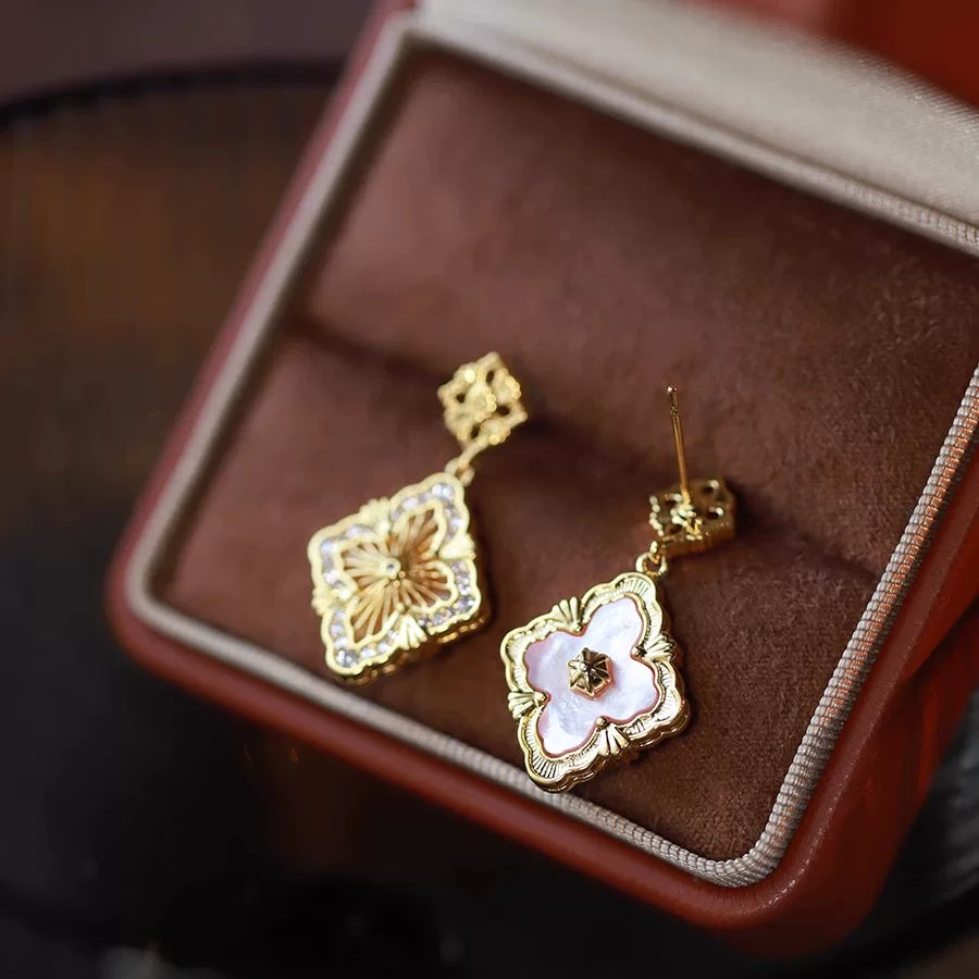 Clover Stud Earrings - Pink [7K6WNUIV]