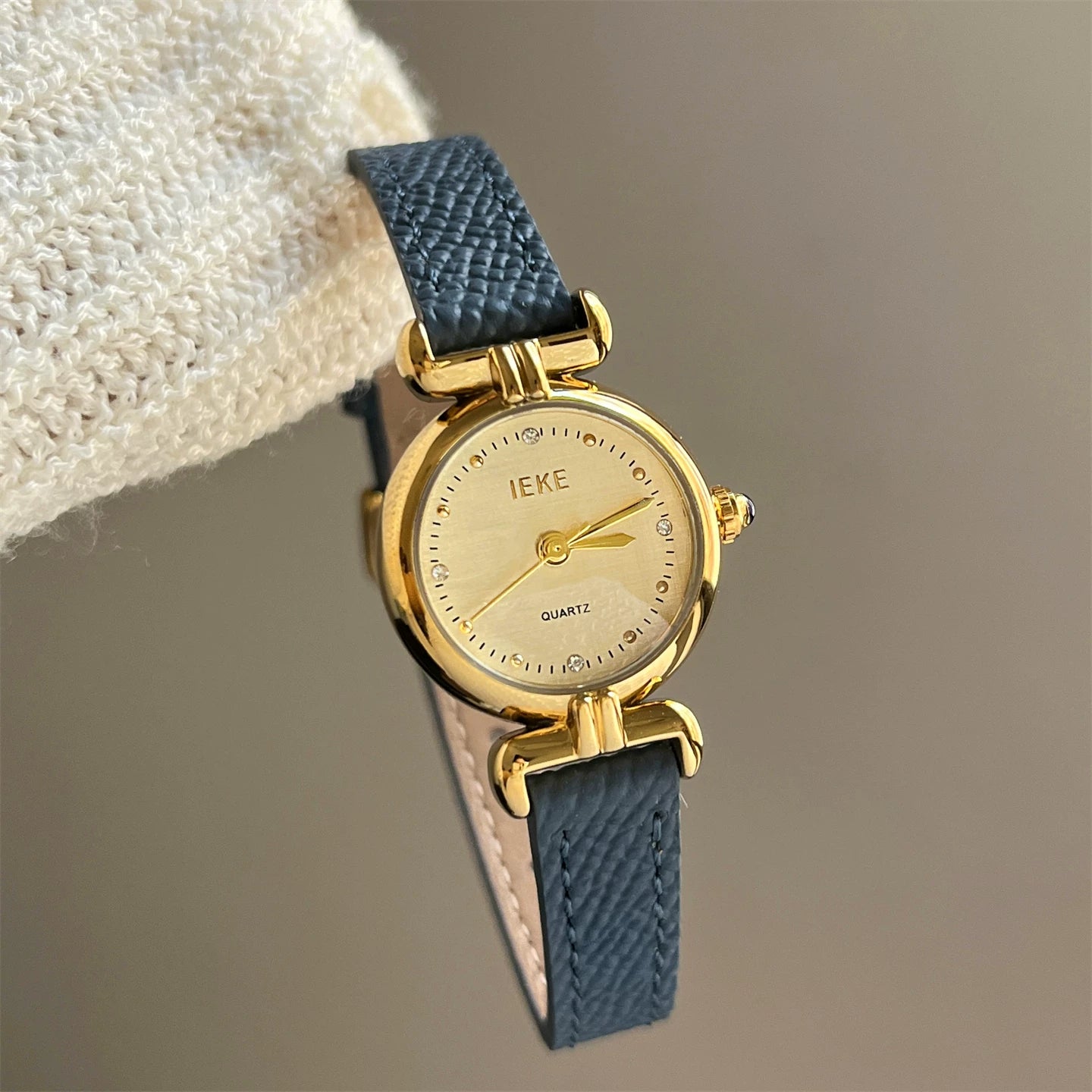 Minimal Round Dial Leather Watch - Blue Strap Gold Dial [EGCIQ6DB]