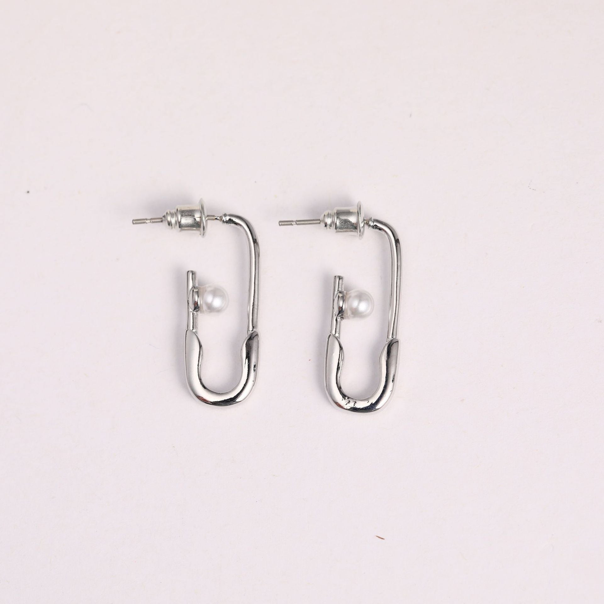 Pearl Pin Chain Necklace - Silver Pin Earrings (Pair) [EGGYBL0P]
