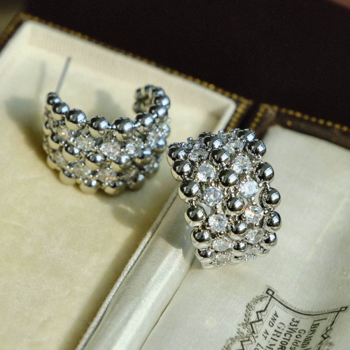 Braided C-Ring Zircon Earrings - Stud Earrings (In Stock) [QNJ2DRLT]