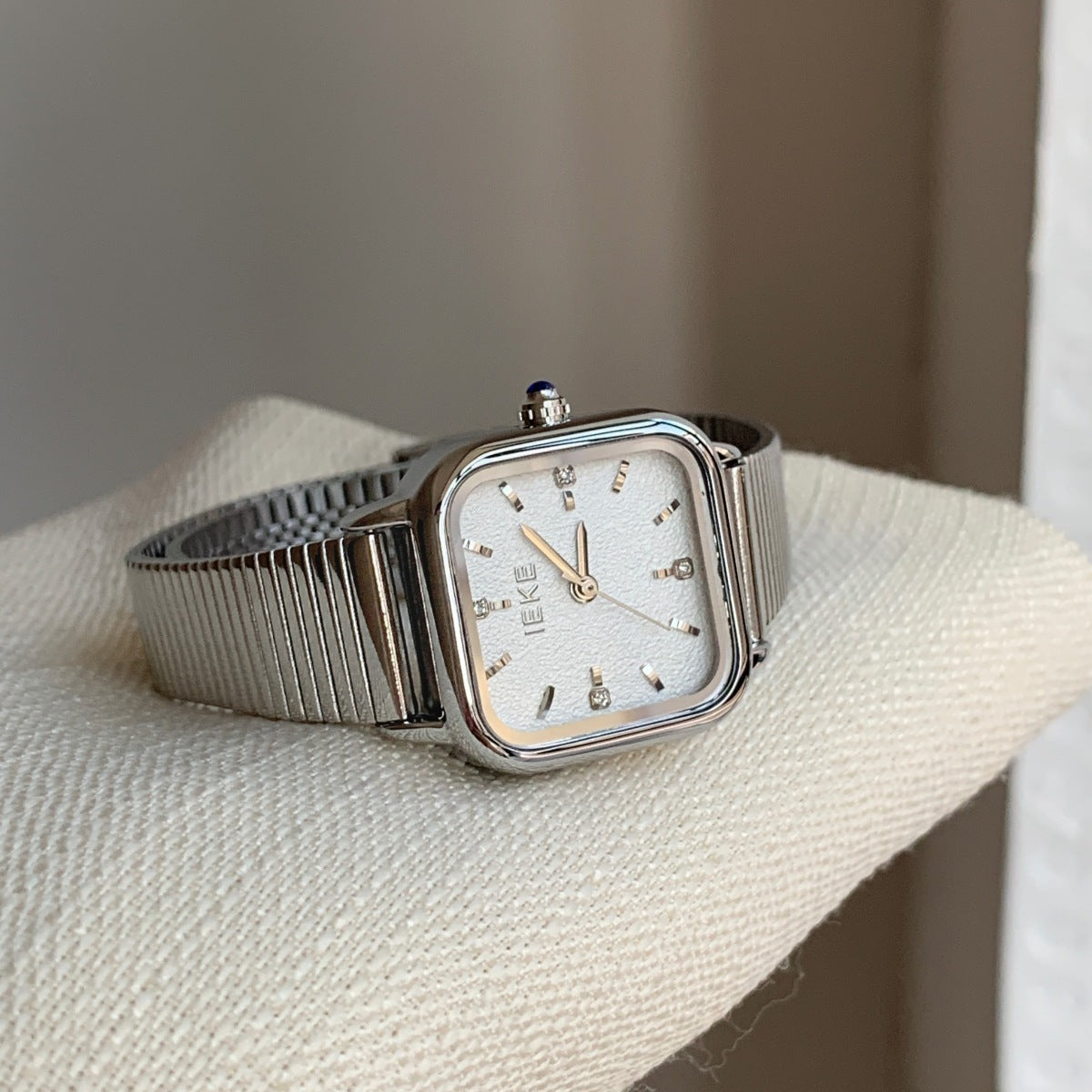 Nevaeh Retro Square Watch - Silver with White Dial [B7PV0QUL]