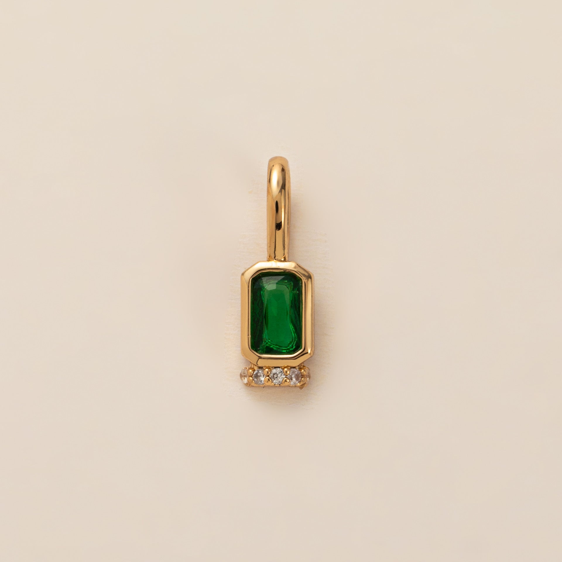 Movable Birthstone Pendant - May (Pendant Only) [VPDKNZ6H]