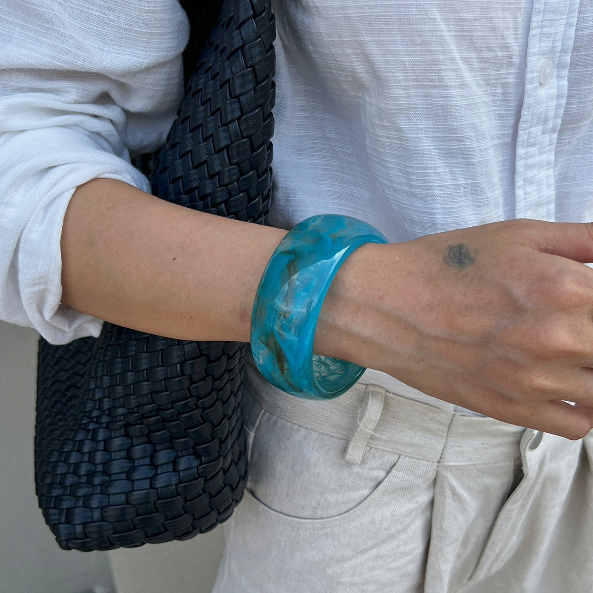 Adira Swirl Resin Bracelet - Smudged Blue [3HRKFO7Y]