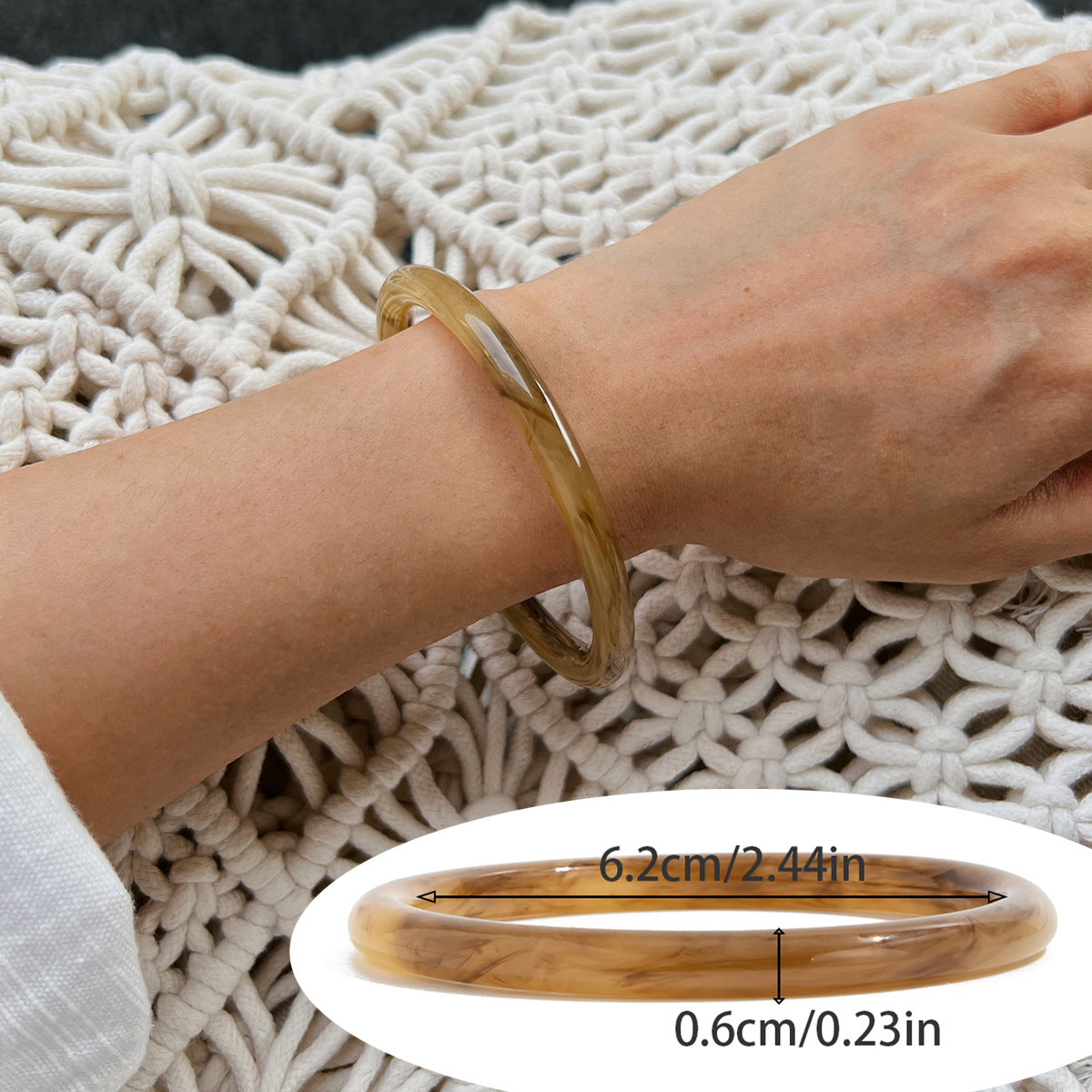 Sonny Swirl Resin Bangle - Olive Green Swirl 3 [U6XBSCY6]