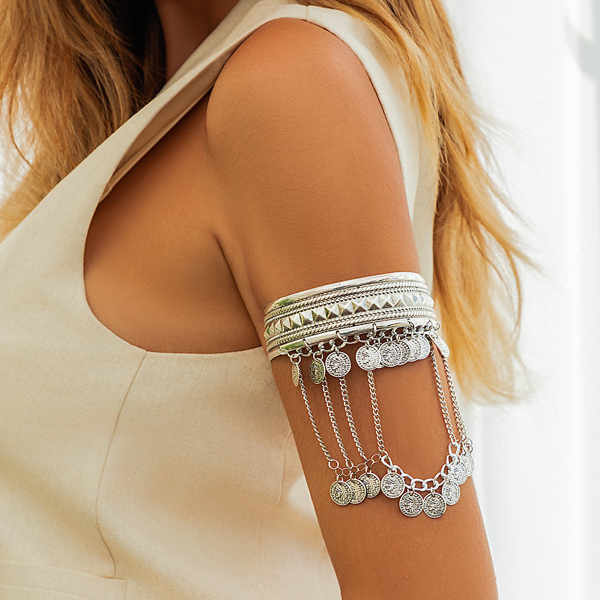 Everlee Metal Tassel Arm Chain - K2 Antique Silver [9DS0GJXY]