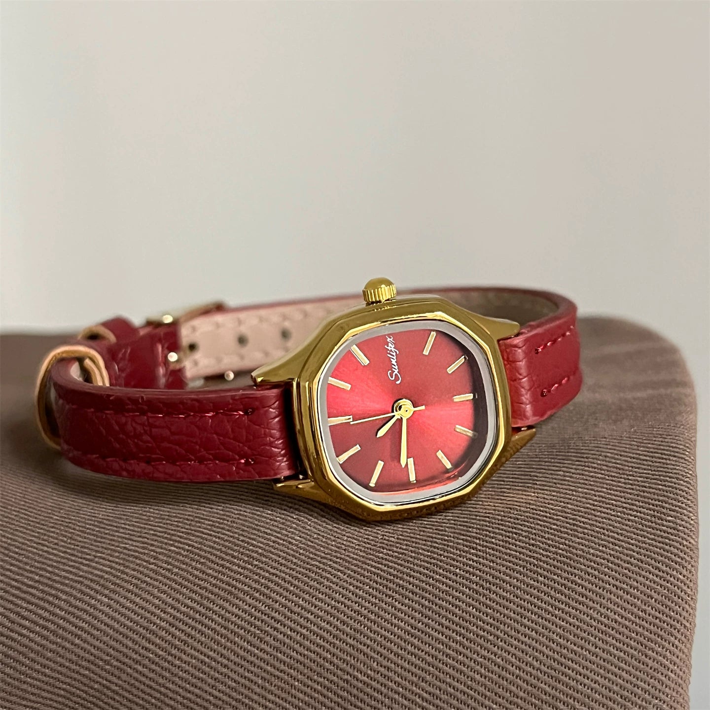 Retro Square Dial Watch - Ankara Red (Leather) [W33N7S64]