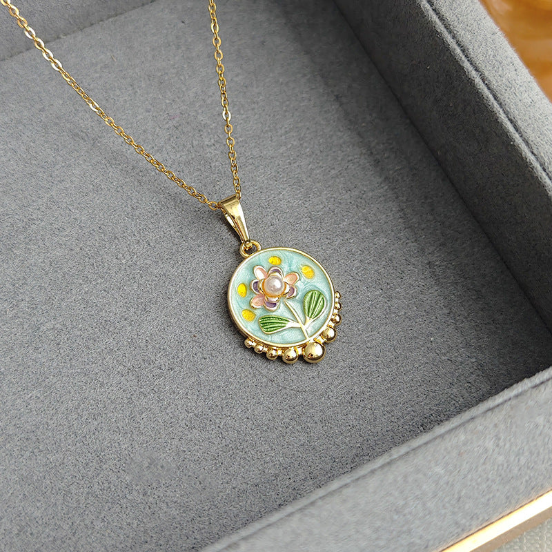 Zarah Monet Garden Necklace - Round Bead Green Rose Necklace [GZJZTIWK]