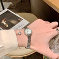 Pearl Bracelet Watch - Style 21 Round Small Diamonds / White Dial [37LSX4J2]