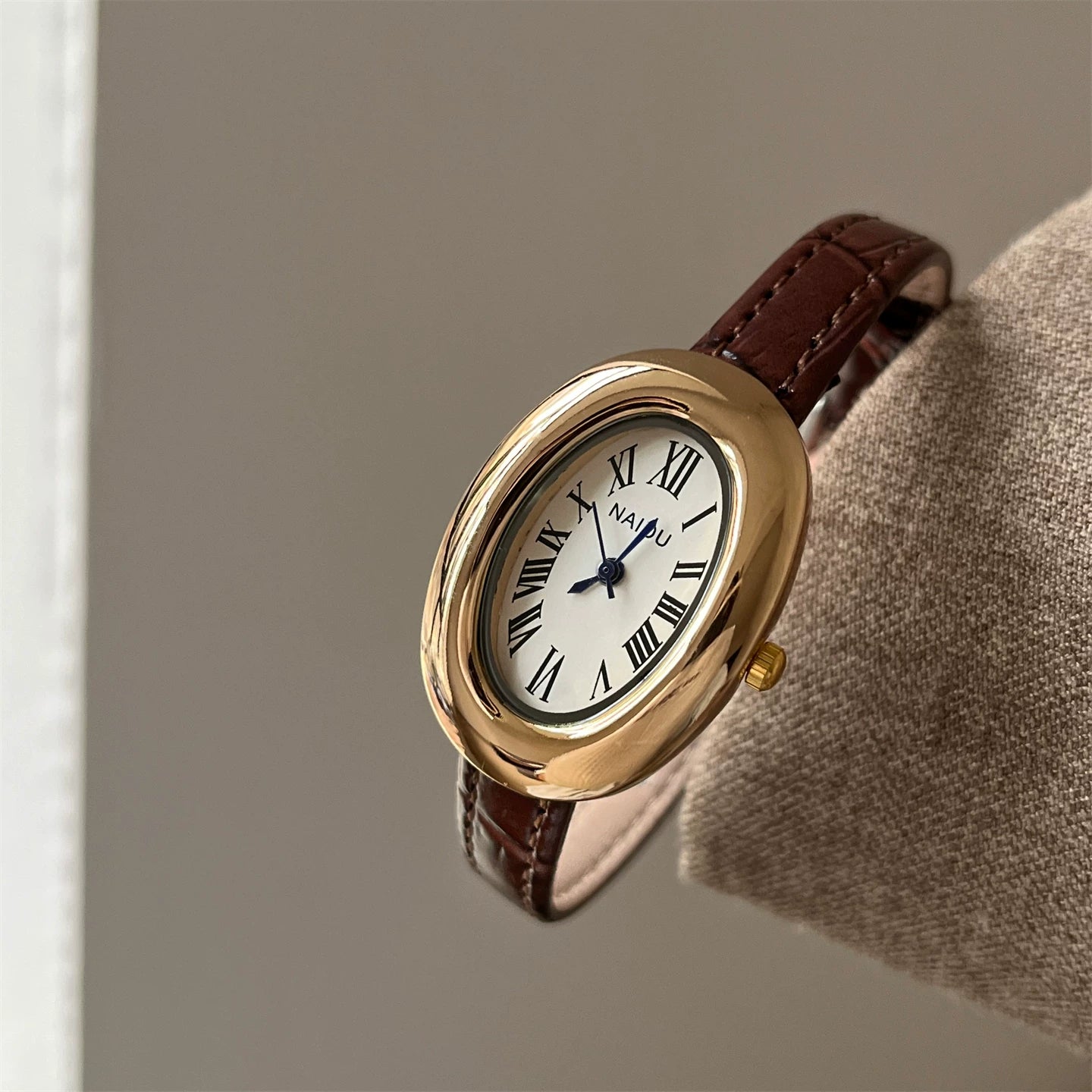 Vintage Inspired Bangle Watch - Coffee Leather / Gold Case / White Dial / Full Roman Numerals [USSY82J1]