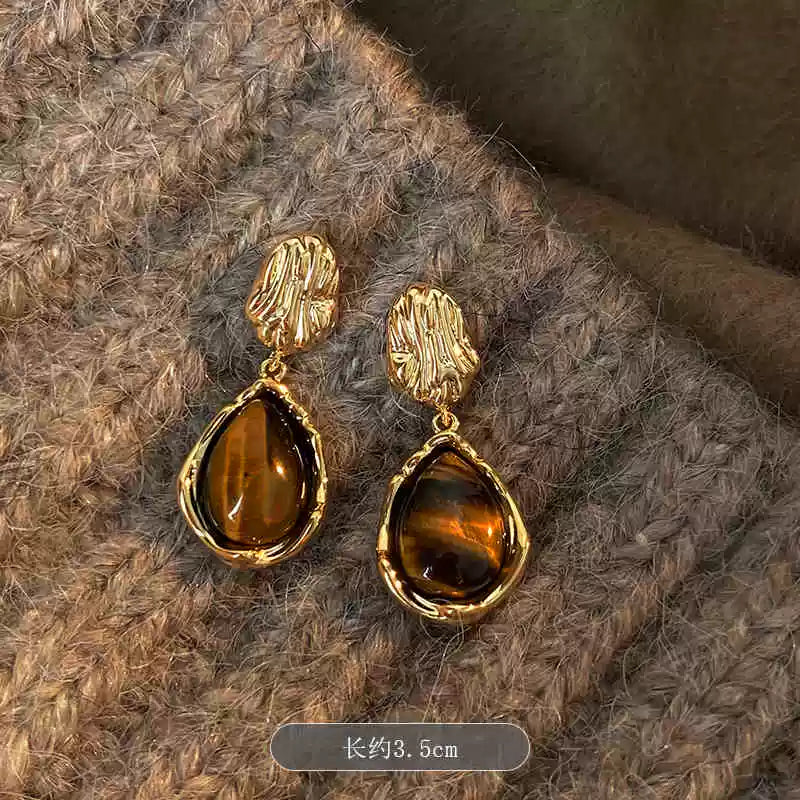 Dia Maillard Amber Earrings - Maillard Tiger Eye Water Drop