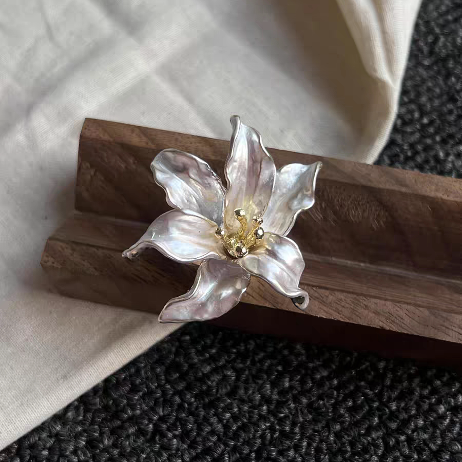 Vintage Floral Relief Bangle Bracelet - Ring [2GBDYU4V]
