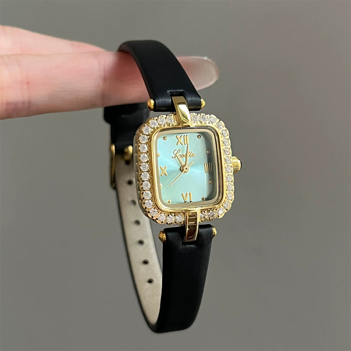 Square Mother-of-Pearl Dial Watch - Black Strap Gold Case Green Dial [QK5EN61B]