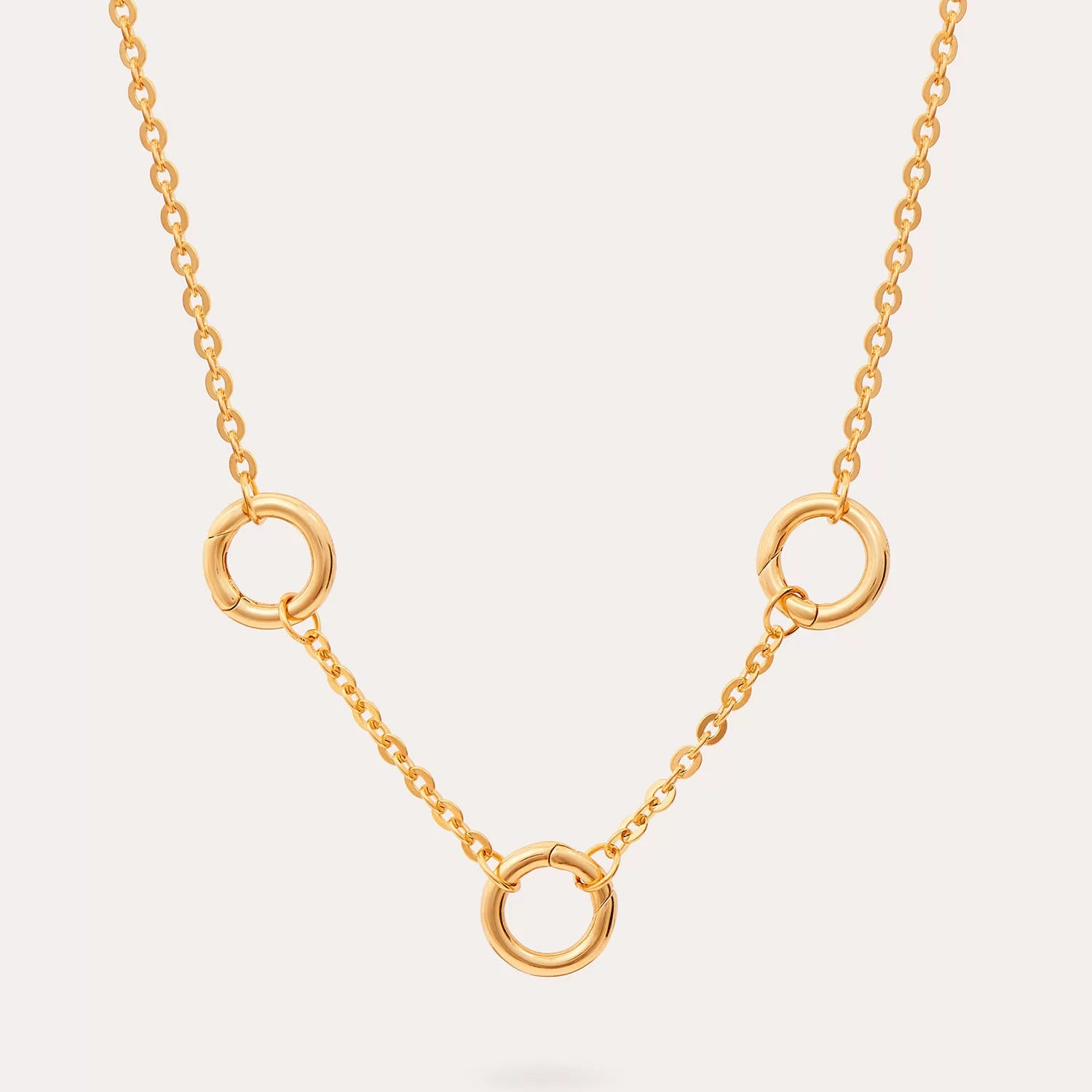 Makayla Gold Charm Jewelry - O-Chain with 3 Adjustable Charms [TU29FYMI]