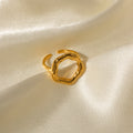 Raven Irregular Pearl Gold Ring - Gold [PSGO3A94]