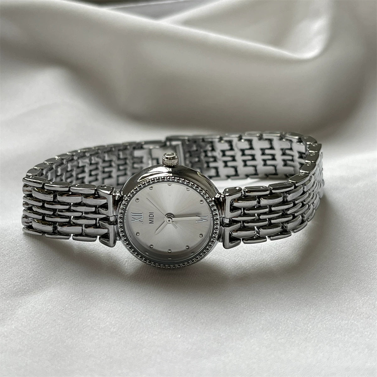 Retro Small Dial Bracelet Watch - Silver [4A3XOR5Y]