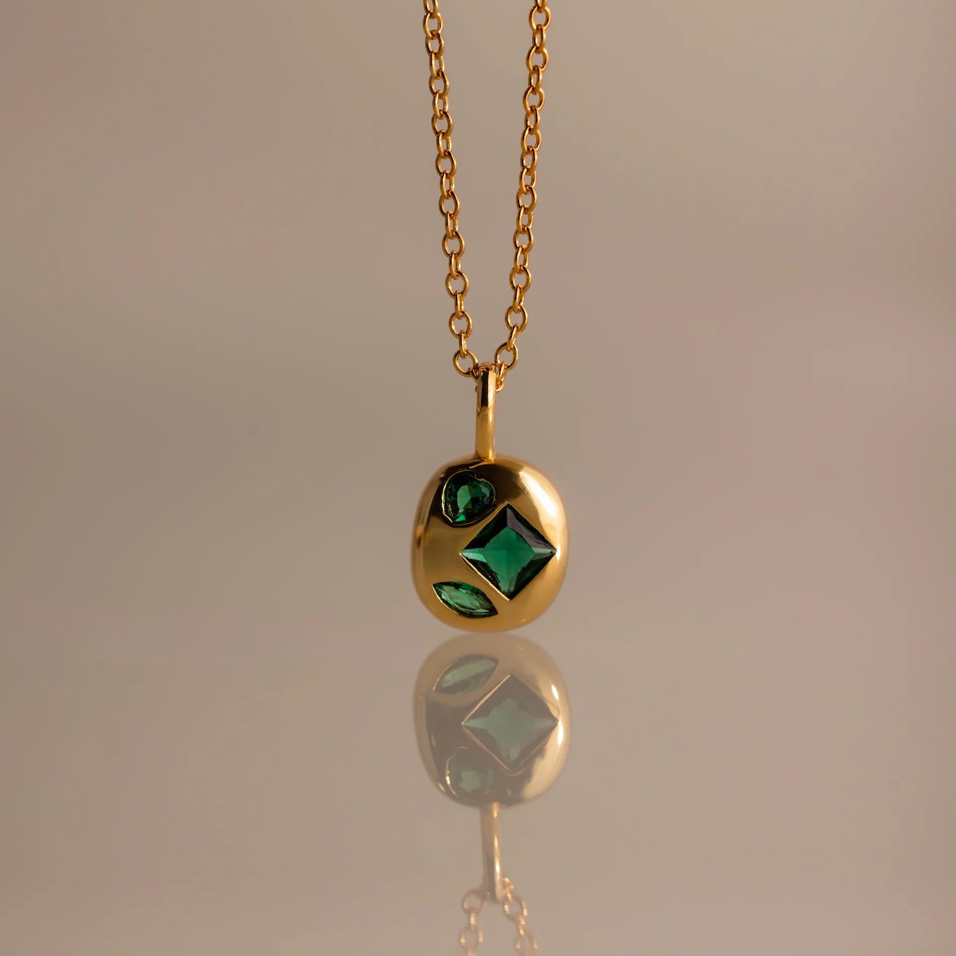 Birthstone Pendant Necklace - May Necklace [RJVYT76U]