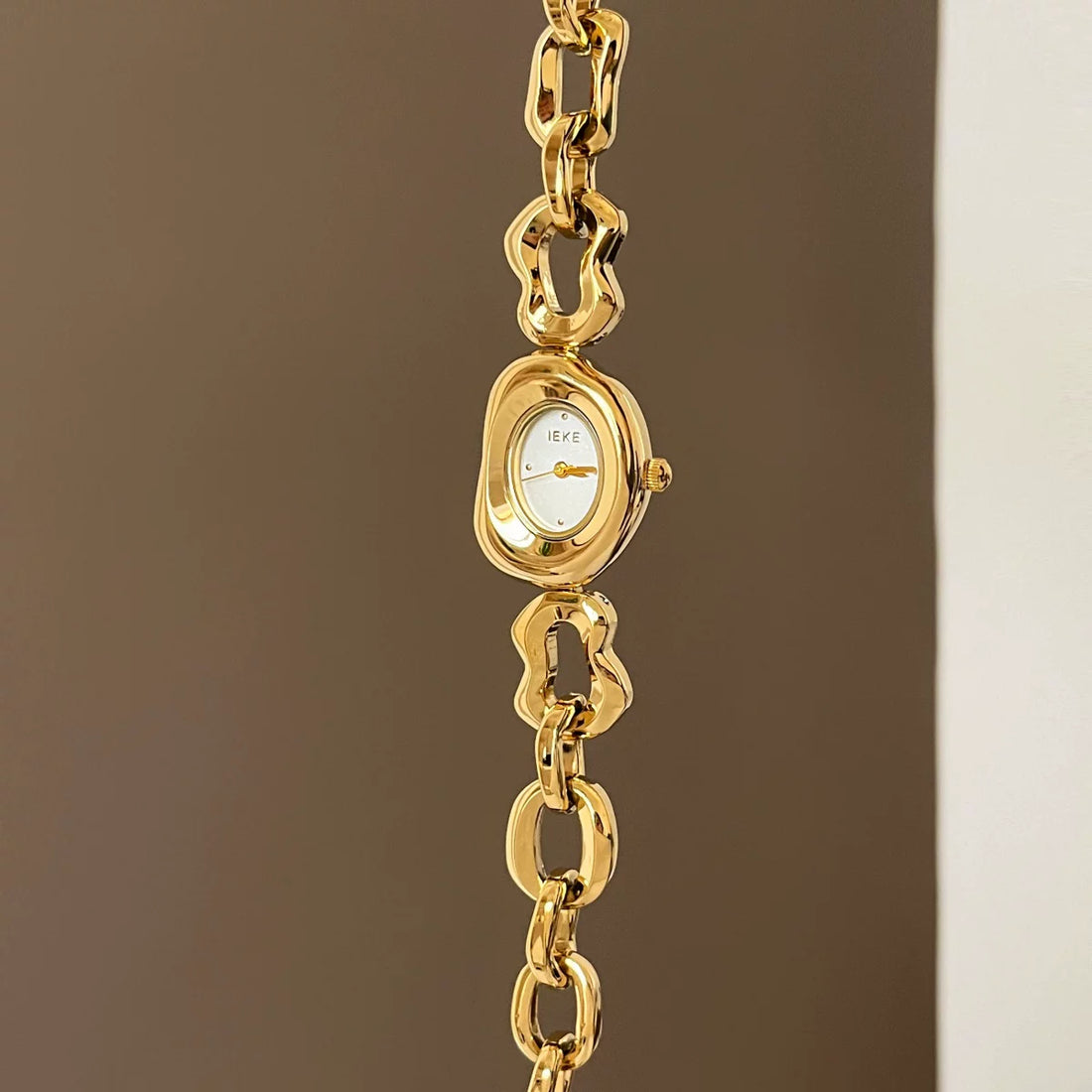 Irregular Hollow Bracelet Watch - Gold Band with Red Dial [L992KMIT]