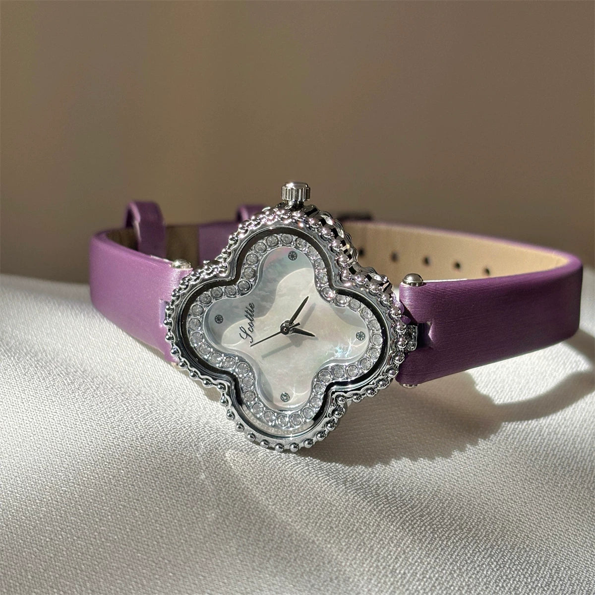 Mother-of-Pearl Clover Watch - Purple Strap, Silver Case, White Dial [TOT5GSY4]