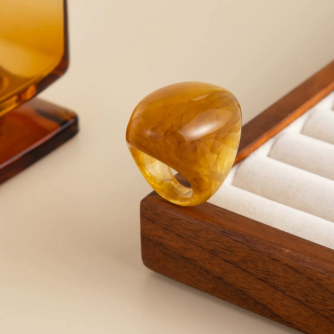 Stacked Amber Resin Ring [MGEDAHET]