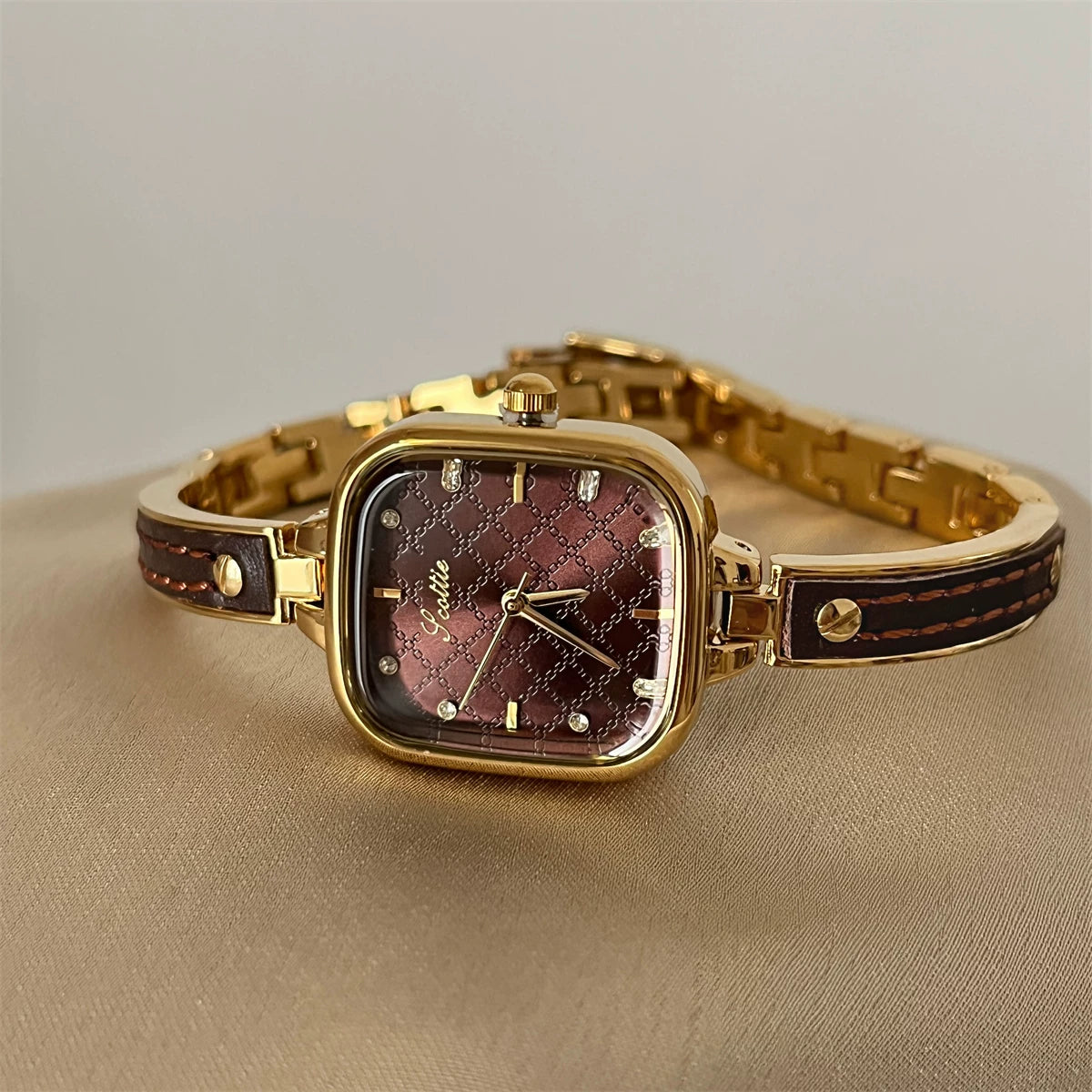 Square Half-Bangle Chain Watch - Gold Chain Coffee [A6GQ7YXI]