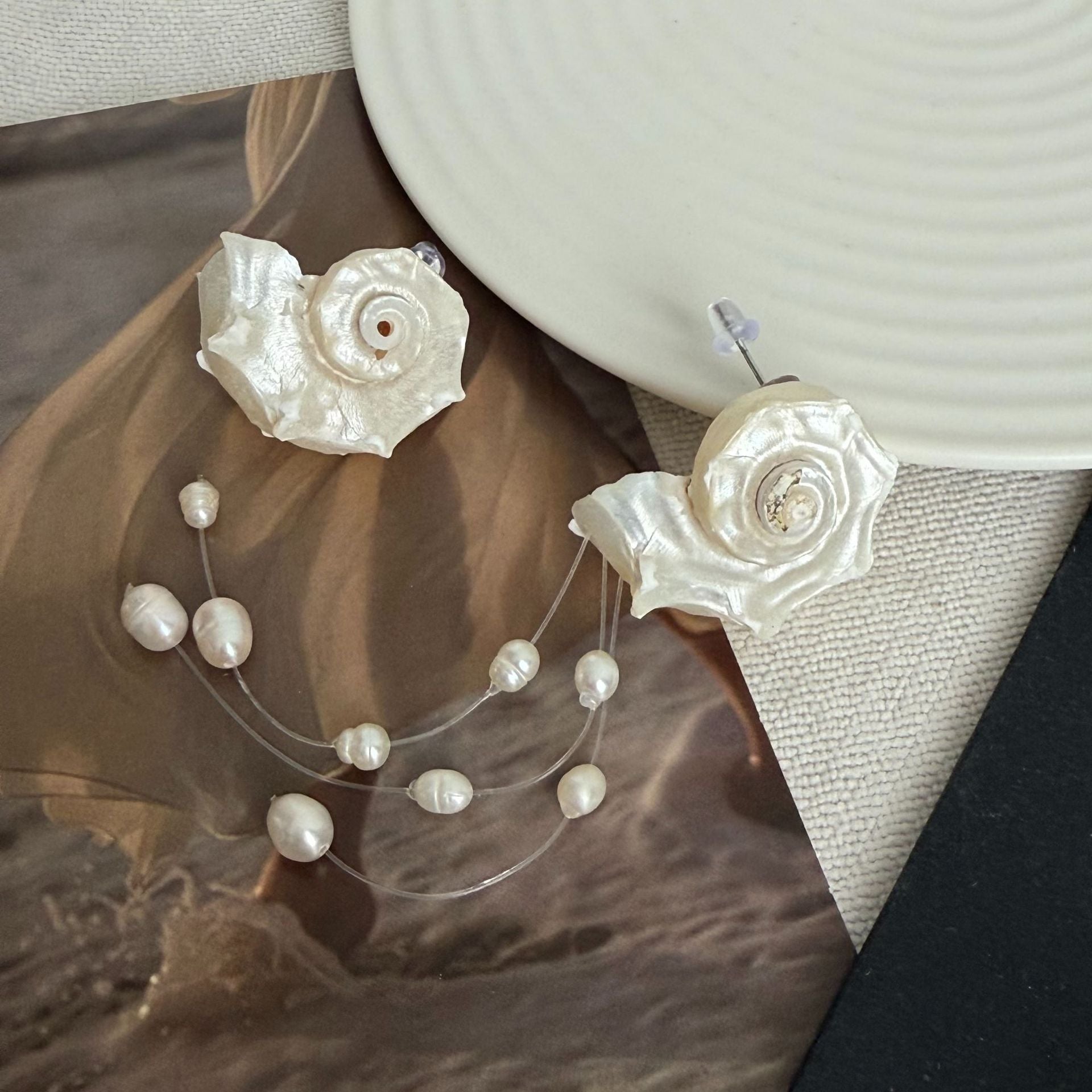 Anijah Shell Pearl Collection - Shell + Freshwater Pearl Earrings (Pair) [X0JVOJCL]