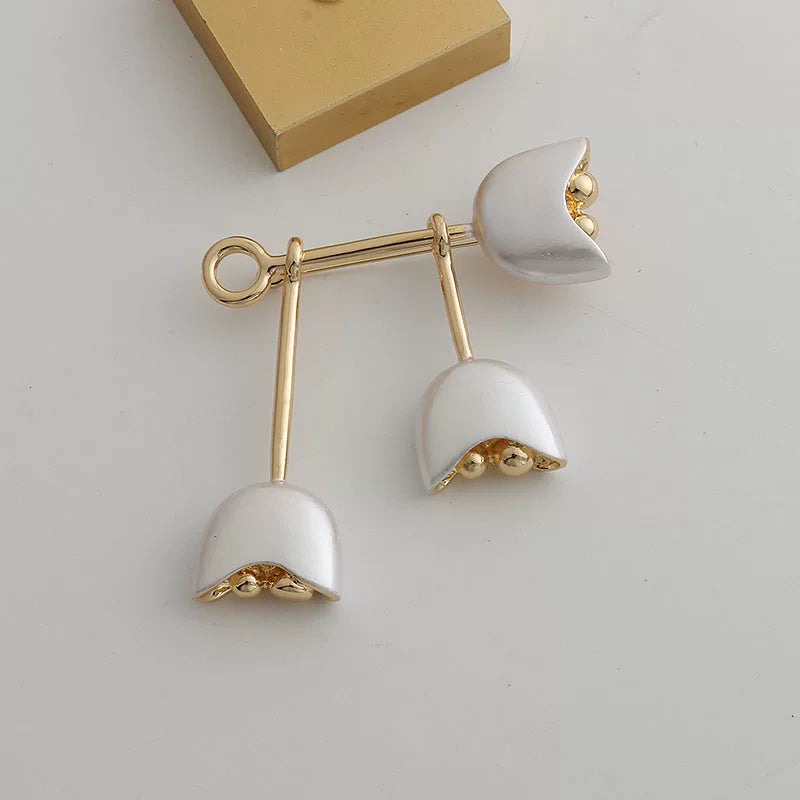 Lily of the Valley Flower Brooch - White [IYA65VE8]