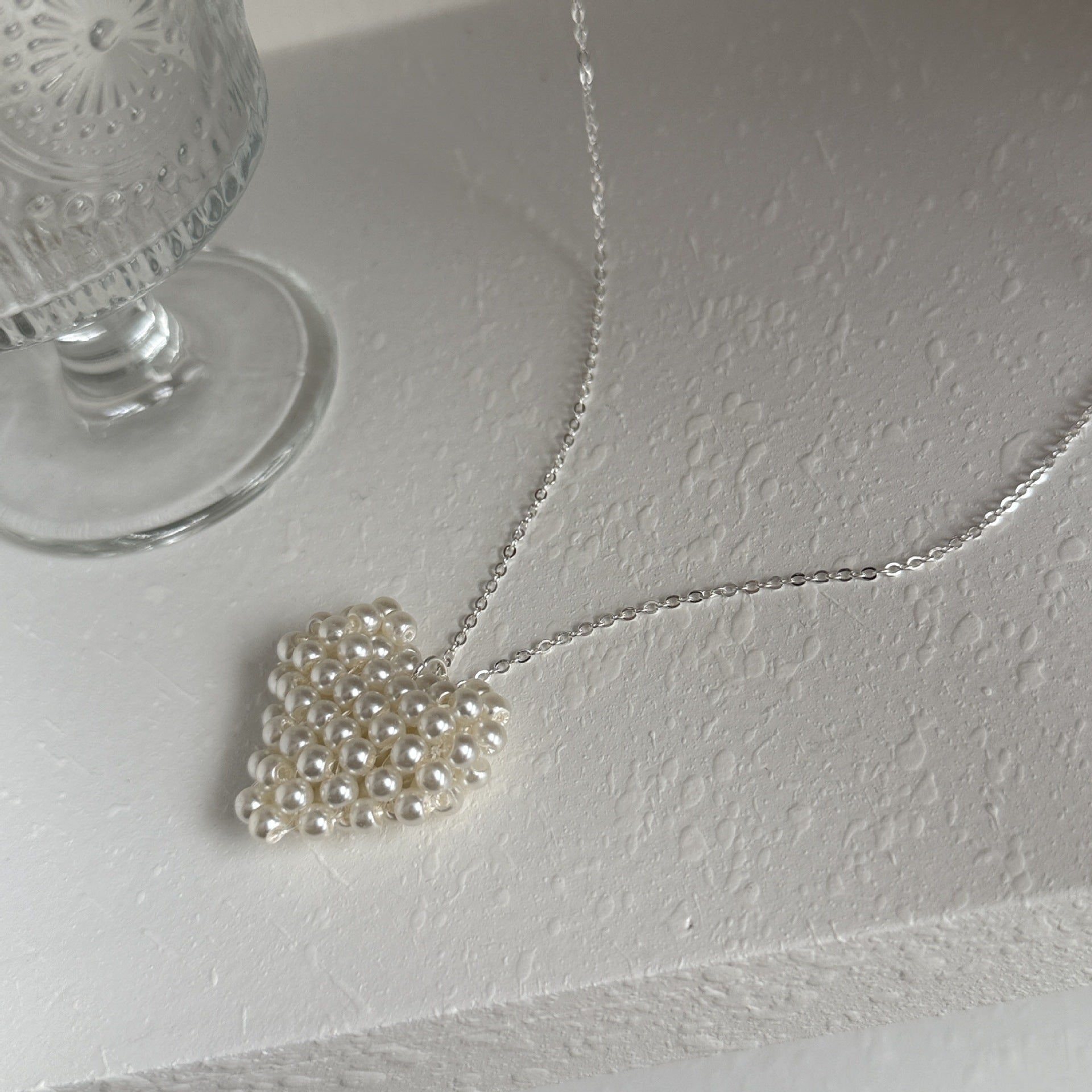 Aliza Clover Pearl Necklace - Pearl 3D Heart with Chain Necklace [B1UVR5RU]