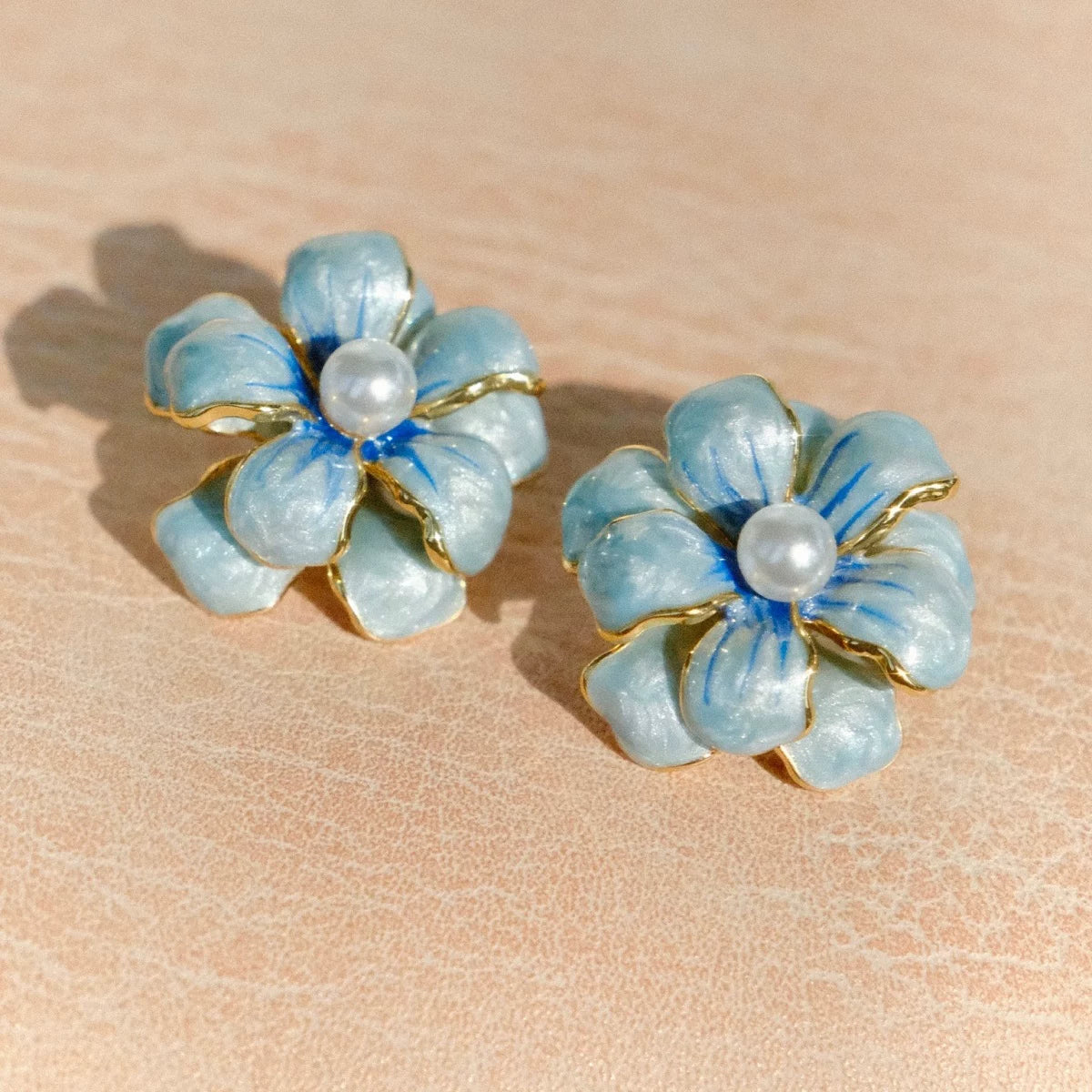 Enamel Flower Pearl Earrings - Stud Earrings [MLOV1EMB]
