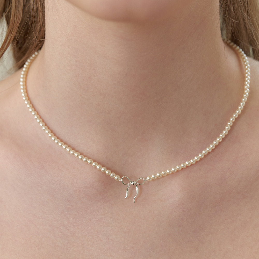 Pearl Bow Pendant Necklace - Silver Necklace [B4NCB75E]