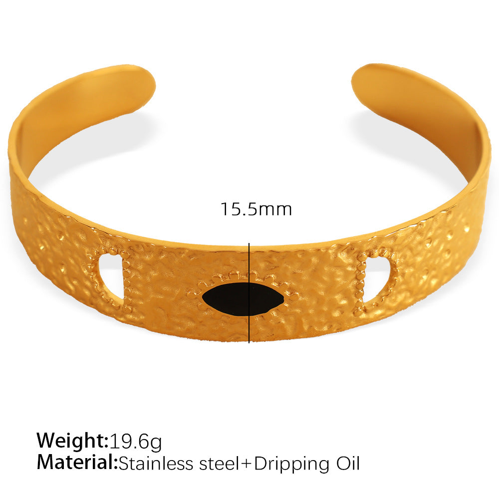 Amalie Enamel Cuff Bracelet - Black Enamel Gold Bracelet [MV0PB529]