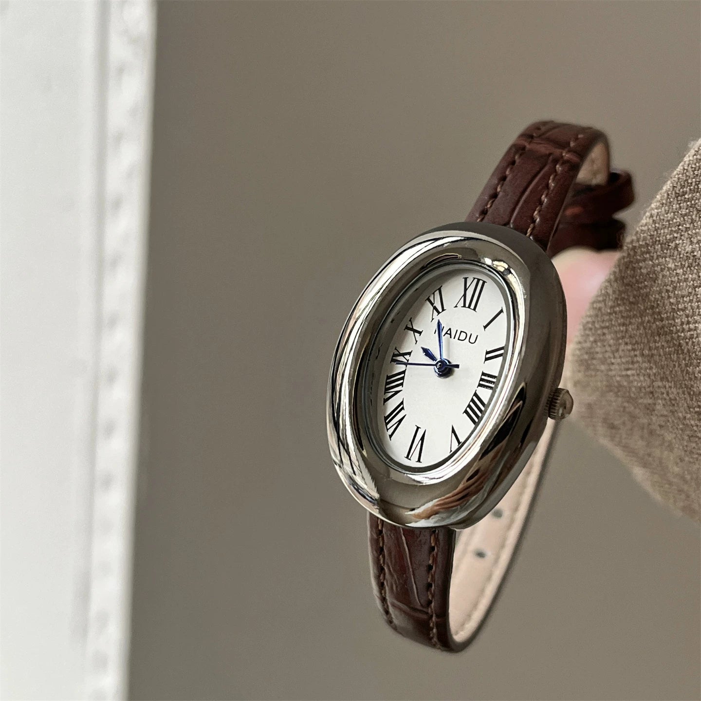 Vintage Inspired Bangle Watch - Coffee Leather / Silver Case / White Dial / Full Roman Numerals [L4YJT1HS]