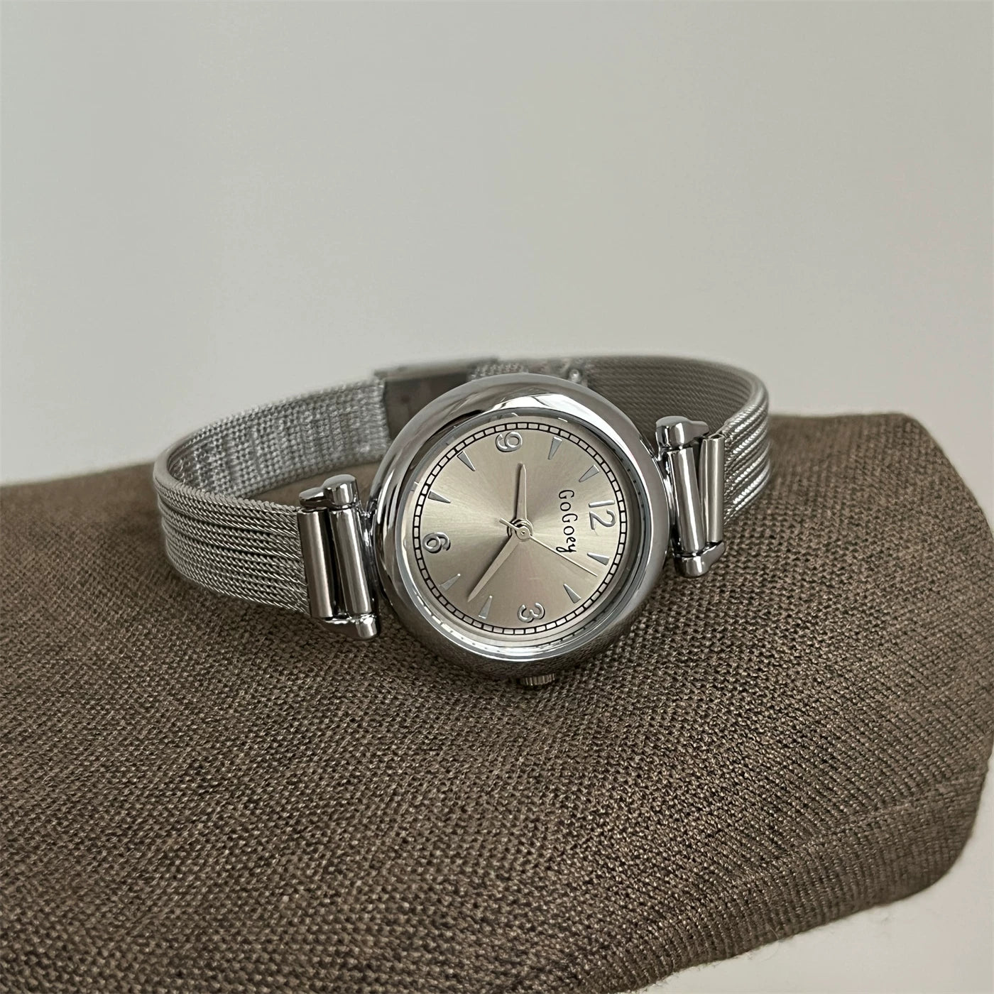 Minimalist Round Mesh Strap Watch - Silver Strap Grey Dial [T3BHHFYV]