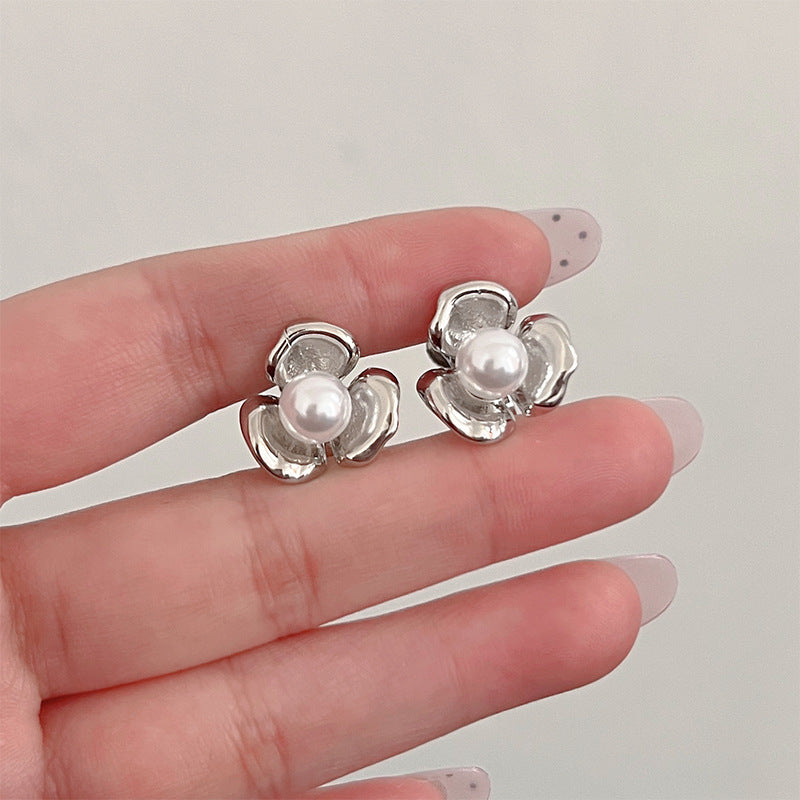 Alani Pearl Camellia Stud Earrings - Style 1 [ROY0R29P]
