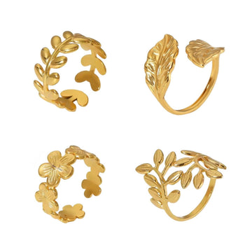 Lilian 18k Pleated Floral Ring