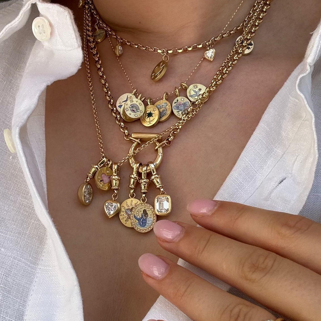 Dulce Oval Enamel Pendant Necklace