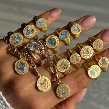 Annora Bow Painted Adjustable Rings