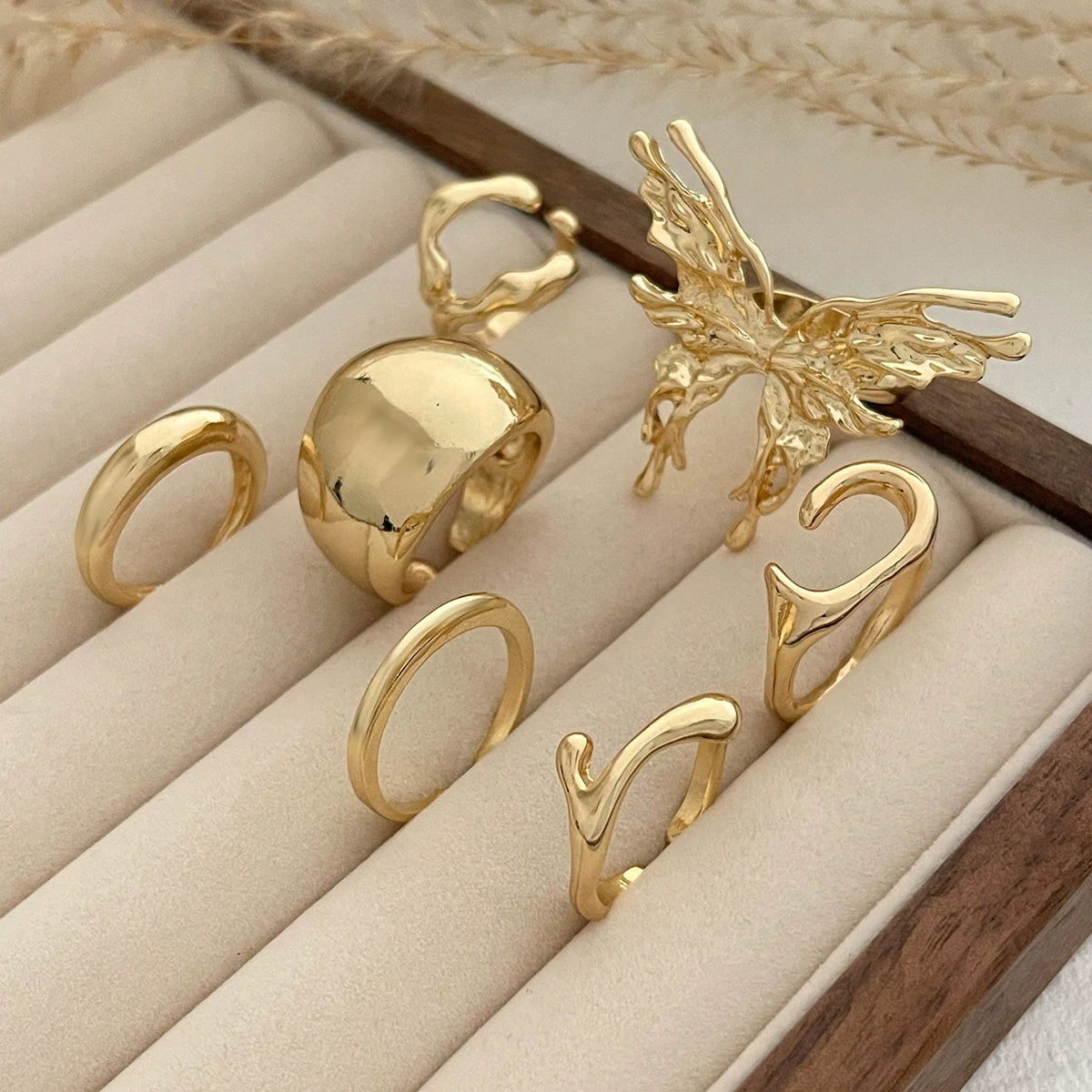 Missy Jewelry - Aasiyah Irregular Butterfly Ring Set