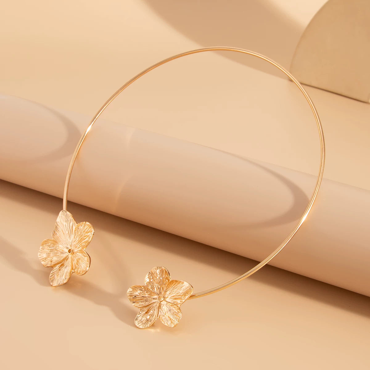 Missy Jewelry - Finnley Starfish Open Collar Necklace