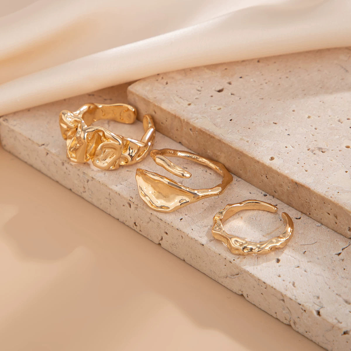 Missy Jewelry - Haylee Molten Organic Ring Set