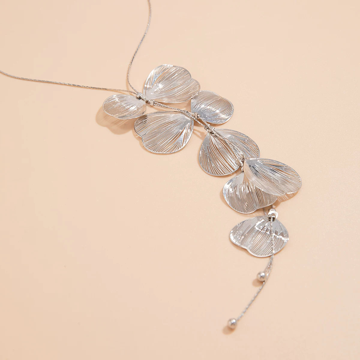 Missy Jewelry - Karmen Ginkgo Leaf Tassel Necklace